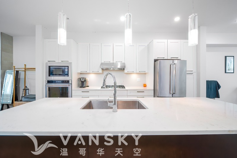 250430150314_kitchen and island 3.jpg